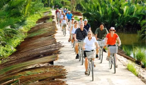 Giữ chân du khách quốc tế đang là bài toán khó cho ngành du lịch Việt Nam