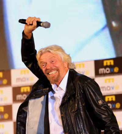 Phong thái trẻ trung, nhiệt huyết của Richard Branson chinh phục nhiều khán giả Việt Nam. Ảnh:Hà Mai. Phong thái trẻ trung, nhiệt huyết của Richard Branson chinh phục nhiều khán giả Việt Nam. Ảnh:Hà Mai.