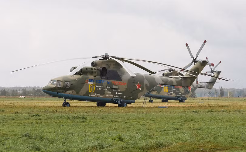 Được thiết kế với khoang chở hàng rộng và chiếm phần lớn diện tích máy bay, Mi-26 có thể mang theo những món hàng mà các loại trực thăng vận tải khác phải chào thua. Được thiết kế với khoang chở hàng rộng và chiếm phần lớn diện tích máy bay, Mi-26 có thể mang theo những món hàng mà các loại trực thăng vận tải khác phải chào thua.