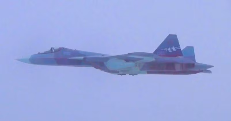 Su-57 được trang bị động cơ Saturn 30 (Ảnh: Military Watch Magazine) Su-57 được trang bị động cơ Saturn 30 (Ảnh: Military Watch Magazine)
