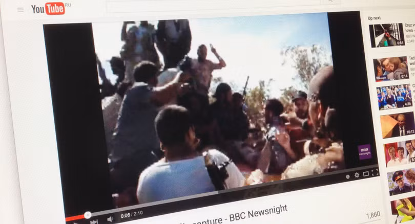 Phim của BBC về những phút cuối đời chưa từng công bố của tổng thống Muammar Gaddafi 
