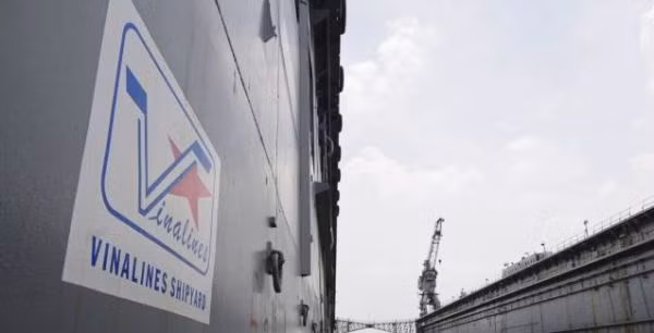 Vinalines đề xuất nhượng bán ụ nổi 83M với mức giá “rẻ như bèo“ ảnh 1