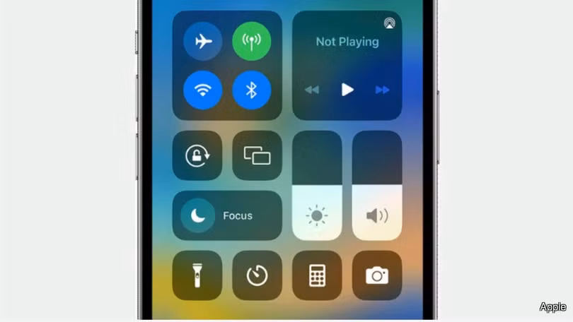 iPhone 3.png