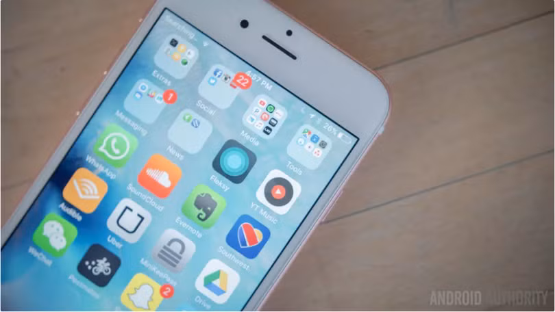 Apple là bậc thầy trong việc sử dụng chiêu trò "Batterygate" (Ảnh: Android Authority) Apple là bậc thầy trong việc sử dụng chiêu trò "Batterygate" (Ảnh: Android Authority)