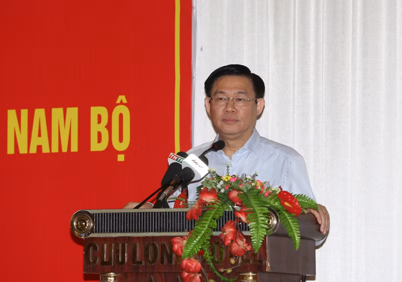 Phó Thủ tướng Vương Đình Huệ phát biểu tại Hội nghị. Ảnh: VGP