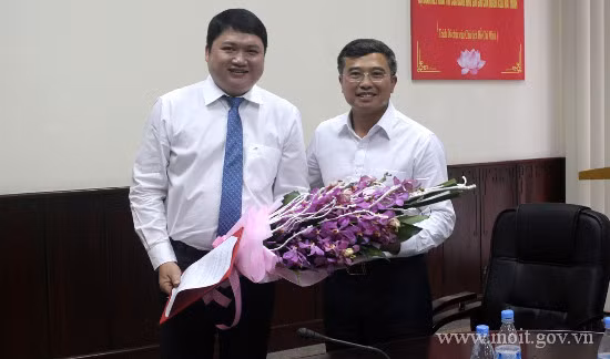 Ông Vũ Đình Duy