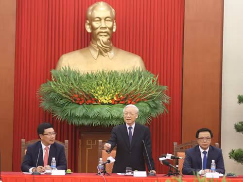 Tổng Bí thư phát biểu tại buổi gặp mặt các Đại sứ, Trưởng cơ quan đại diện của Việt Nam ở nước ngoài. Ảnh: VGP/Hải Minh