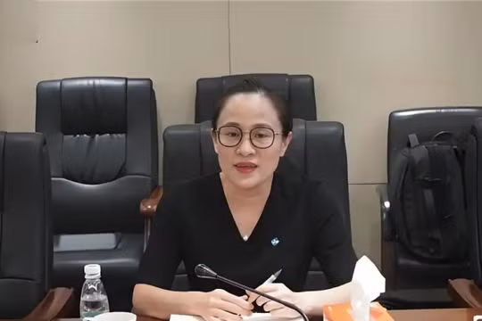 Lâm Vĩ Phương khi là Phó Tổng giám đốc China Meheco. Ảnh: NetEase.