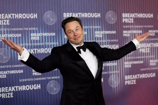 Ông chủ Tesla Elon Musk vẫn vững vàng trên ngôi vị người giàu nhất toàn cầu. Ảnh: Reuters.