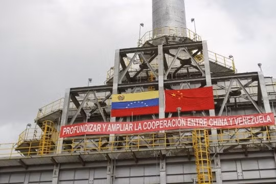 Một dự án liên doanh Trung Quốc và Venezuela có nguy cơ bị Mỹ tiếp quản. Ảnh: Reuters.