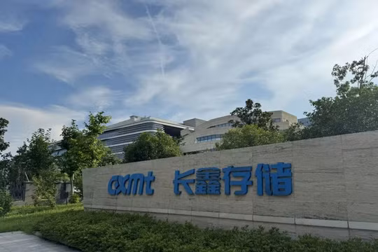 CXMT đã có bước tăng trưởng mạnh mẽ nhờ cơn sốt AI và thiếu hụt chip nhớ trên toàn cầu. Ảnh: HK01.