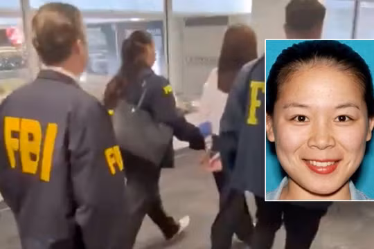 Trương Uyển Oanh bị FBI bắt giữ tại sân bay quốc tế Los Angeles hôm 4/10. Ảnh: Foxnews.