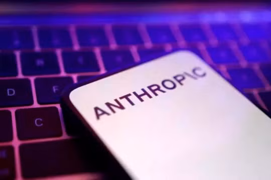 Công ty khởi nghiệp AI Anthropic của Mỹ tố 3 công ty Trung Quốc "trộm" dữ liệu từ mô hình Claude của họ. Ảnh: Singtao.