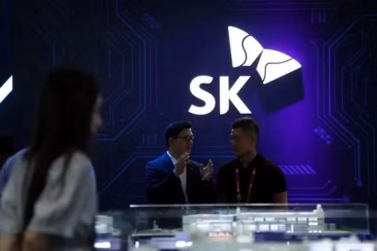 Theo các công ty môi giới hôn nhân, nam nhân viên của Samsung Electronics và SK Hynix hiện nằm trong nhóm đối tượng được săn đón nhất trên thị trường hẹn hò. Ảnh: Reuters.