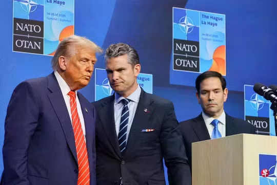 Ba nhân vật trụ cột trong chính sách đối ngoại của Mỹ: Tổng thống Trump, Bộ trưởng Chiến tranh Hegseth và Ngoại trưởng Rubio. Ảnh: Reuters.
