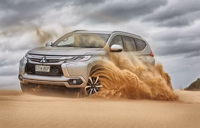 Mitsubishi Pajero Sport 2017gần như không có đối thủ khi offroad. Mitsubishi Pajero Sport 2017gần như không có đối thủ khi offroad.