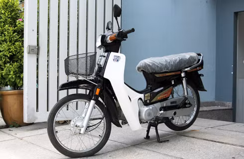 Honda Dream II nhập Thái 1996. honda-dream-lun-noi-dia-nhat-hang-hiem-tai-viet-nam-1