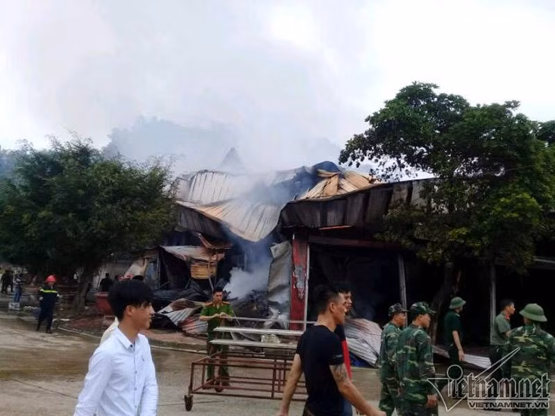 cháy chợ,hỏa hoạn,cháy chợ Tân Thanh,chợ Tân Thanh,Lạng Sơn,cháy ở Lạng Sơn,cửa khẩu Tân Thanh cháy chợ,hỏa hoạn,cháy chợ Tân Thanh,chợ Tân Thanh,Lạng Sơn,cháy ở Lạng Sơn,cửa khẩu Tân Thanh