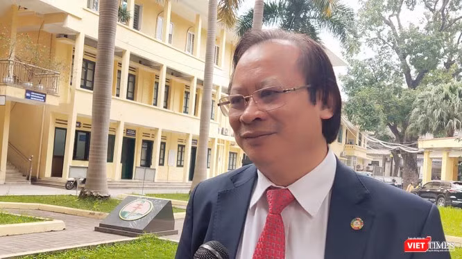 PGS. TS. Nguyễn Viết Nhung – Giám đốc Bệnh viện Phổi Trung ương. Ảnh: Minh Thúy