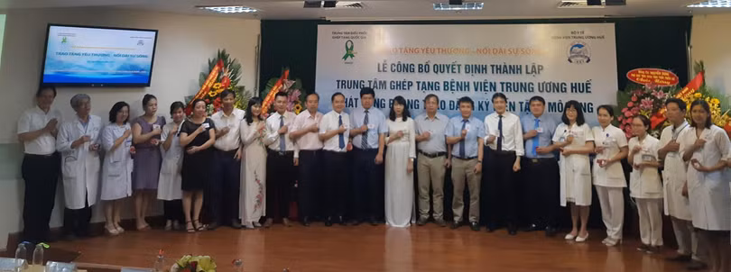 Chương trình “Trao tặng yêu thương – Nối dài sự sống” và lễ công bố quyết định thành lập Trung tâm ghép tạng Bệnh viện Trung ương Huế, phát động phòng trào đăng ký hiến tặng mô, tạng. 