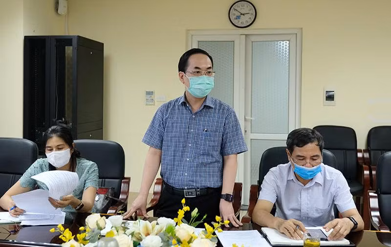 Ông Tạ Mạnh Hùng – Phó Cục trưởng Cục Quản lý Dược, Bộ Y tế (Ảnh - Trần Minh) Ông Tạ Mạnh Hùng – Phó Cục trưởng Cục Quản lý Dược, Bộ Y tế (Ảnh - Trần Minh)