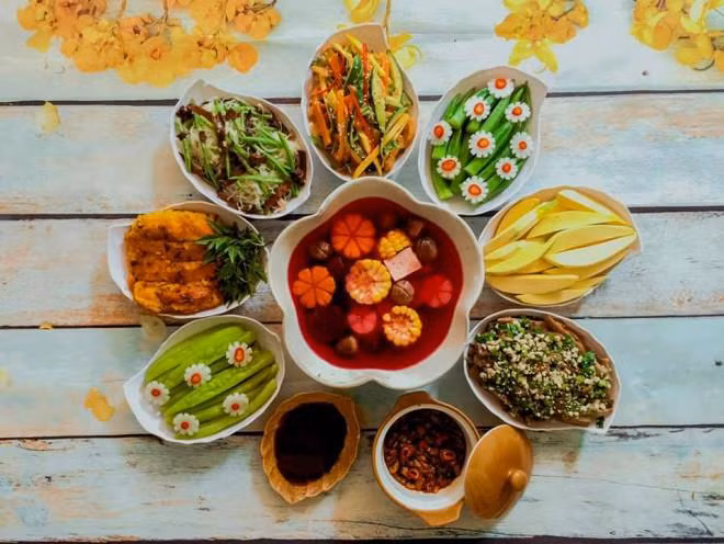 Bữa ăn đa dạng, đủ chất dinh dưỡng (Ảnh minh hoạ)