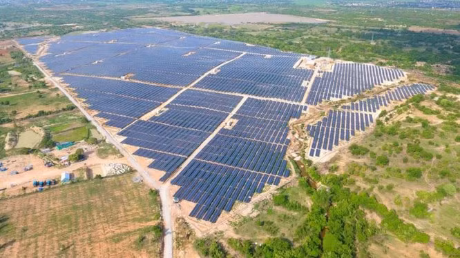 Một dự án điện mặt trời tại Việt Nam có công suất lắp đặt 50 MW mà SEC đã thâu tóm (Ảnh: Super Energy Corporation) Một dự án điện mặt trời tại Việt Nam có công suất lắp đặt 50 MW mà SEC đã thâu tóm (Ảnh: Super Energy Corporation)