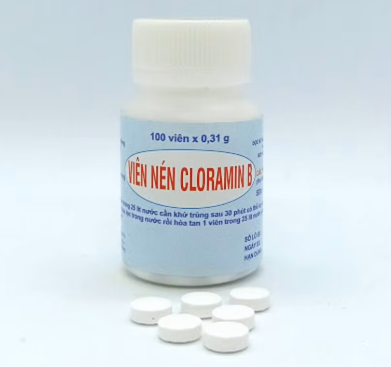 Viên nén Cloramin B (Ảnh: duoctw3.com) Viên nén Cloramin B (Ảnh: duoctw3.com)