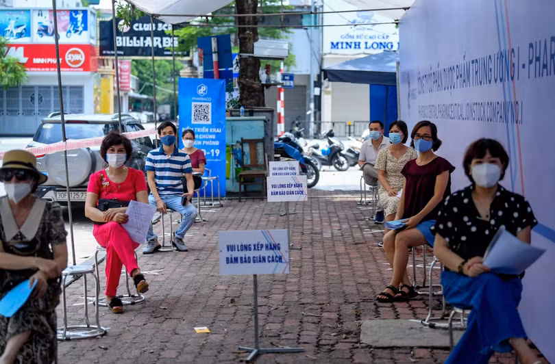 Điểm tiêm vaccine phòng COVID-19 của Công ty cổ phần Dược phẩm Trung Ương I - Pharbaco đảm bảo giãn cách phòng dịch COVID-19 (Ảnh - Pharbaco) Điểm tiêm vaccine phòng COVID-19 của Công ty cổ phần Dược phẩm Trung Ương I - Pharbaco đảm bảo giãn cách phòng dịch COVID-19 (Ảnh - Pharbaco)
