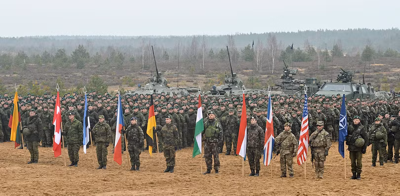 Quân đội Mỹ và NATO diễn tập tại Lithuania. Quân đội Mỹ và NATO diễn tập tại Lithuania.