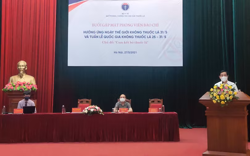 Buổi gặp mặt báo chí nhân ngày Thế giới không thuốc lá 31/5 và Tuần lễ Quốc gia không thuốc lá 25-31/5 do Quỹ phòng, chống tác hại của thuốc lá, Bộ Y tế tổ chức (Ảnh - Minh Thuý) 