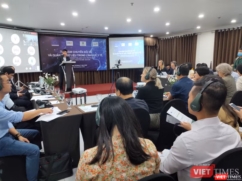 Toàn cảnh sự kiện Hội thảo “Chuyển đổi số và Quản trị dữ liệu trong lĩnh vực y tế”. Toàn cảnh sự kiện Hội thảo “Chuyển đổi số và Quản trị dữ liệu trong lĩnh vực y tế”.