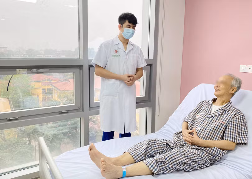 Sau khi thực hiện kỹ thuật bệnh nhân nhanh chóng hồi phục, khả năng gắng sức được cải thiện rõ rệt (Ảnh - BVCC) Sau khi thực hiện kỹ thuật bệnh nhân nhanh chóng hồi phục, khả năng gắng sức được cải thiện rõ rệt (Ảnh - BVCC)