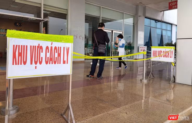 Khu vực cách ly tại Bệnh viện Bệnh Nhiệt đới Trung ương cơ sở 2. Ảnh: Minh Thúy 