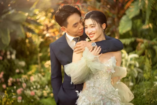 Á hậu Phương Nhi sở hữu bao nhiêu cổ phần nhà chồng?