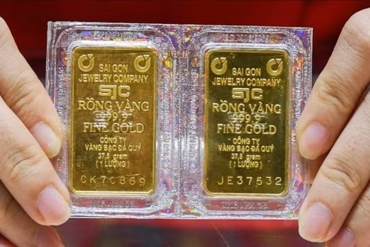 Vàng JSC bán ra hôm nay cao hơn ngày vía Thần Tài nhưng người mua vẫn lỗ vì chênh lệch giá mua vào bán ra. 