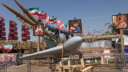 Iran tuyên bố bắn hạ máy bay không người lái của Mỹ trên bầu trời Bandar Abbas