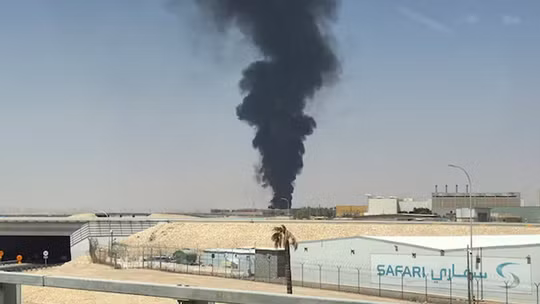 Ả Rập Xê Út chao đảo vì loạt đòn tấn công của Houthi, hoạt động hàng không tê liệt