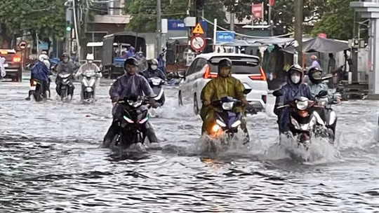 Mưa lớn trên 100mm, Đắk Lắk phát cảnh báo nguy cơ xảy ra lũ quét và sạt lở đất