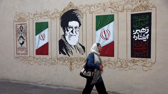 Mỹ chuẩn bị “đòn trừng phạt khắc nghiệt nhất lịch sử” với Iran
