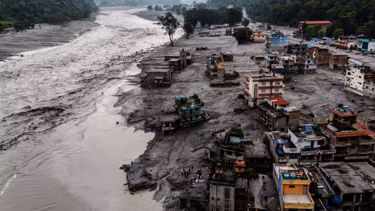 Nepal chôn cất tập thể hàng trăm nạn nhân vô danh sau trận lũ quét kinh hoàng
