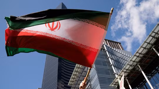 Iran kiểm soát quan hệ với truyền thông nước ngoài, liên lạc với “báo thù địch” có thể lĩnh án tù