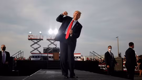 Ông Trump vừa “thoát đáy”, Đảng Cộng hòa lại nhận tin dữ trước Đảng Dân chủ trước bầu cử giữa kỳ