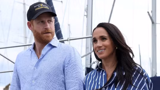 Hoàng tử Harry bất ngờ chuyển trường cho các con Archie và Lilibet chỉ sau 2 ngày đi học tại Anh