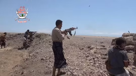 Chiến sự Yemen nóng lên: Quân chính phủ tuyên bố giành lại “yết hầu” Bab el-Mandeb từ Houthi