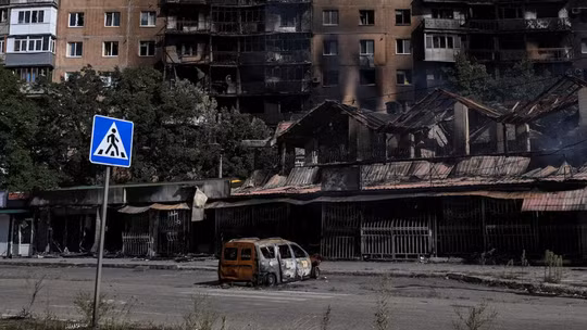Nga dồn dập công phá “vành đai pháo đài” Ukraine, thị trấn Druzhkivka chịu thiệt hại nặng nề