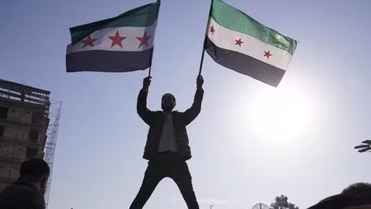 Syria bất ngờ “chiêu mộ” cựu chỉ huy người Kurd vào ghế cố vấn Tổng thống Ahmed al-Sharaa