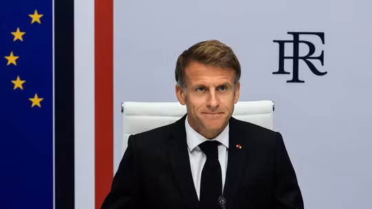 Tổng thống Pháp Emmanuel Macron lên tiếng về làn sóng biểu tình lan rộng toàn quốc