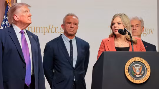 Ông Trump “chọn mặt gửi vàng”, bổ nhiệm nữ trợ lý Nhà Trắng Heidi Overton làm người đứng đầu FDA