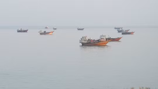Iran cảnh báo các tàu của Sinokor qua eo biển Hormuz sẽ phải đối mặt với hành động pháp lý